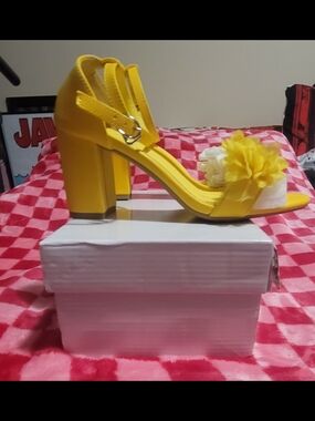 Yellow Floral Accent Block Heel Sandals - Women